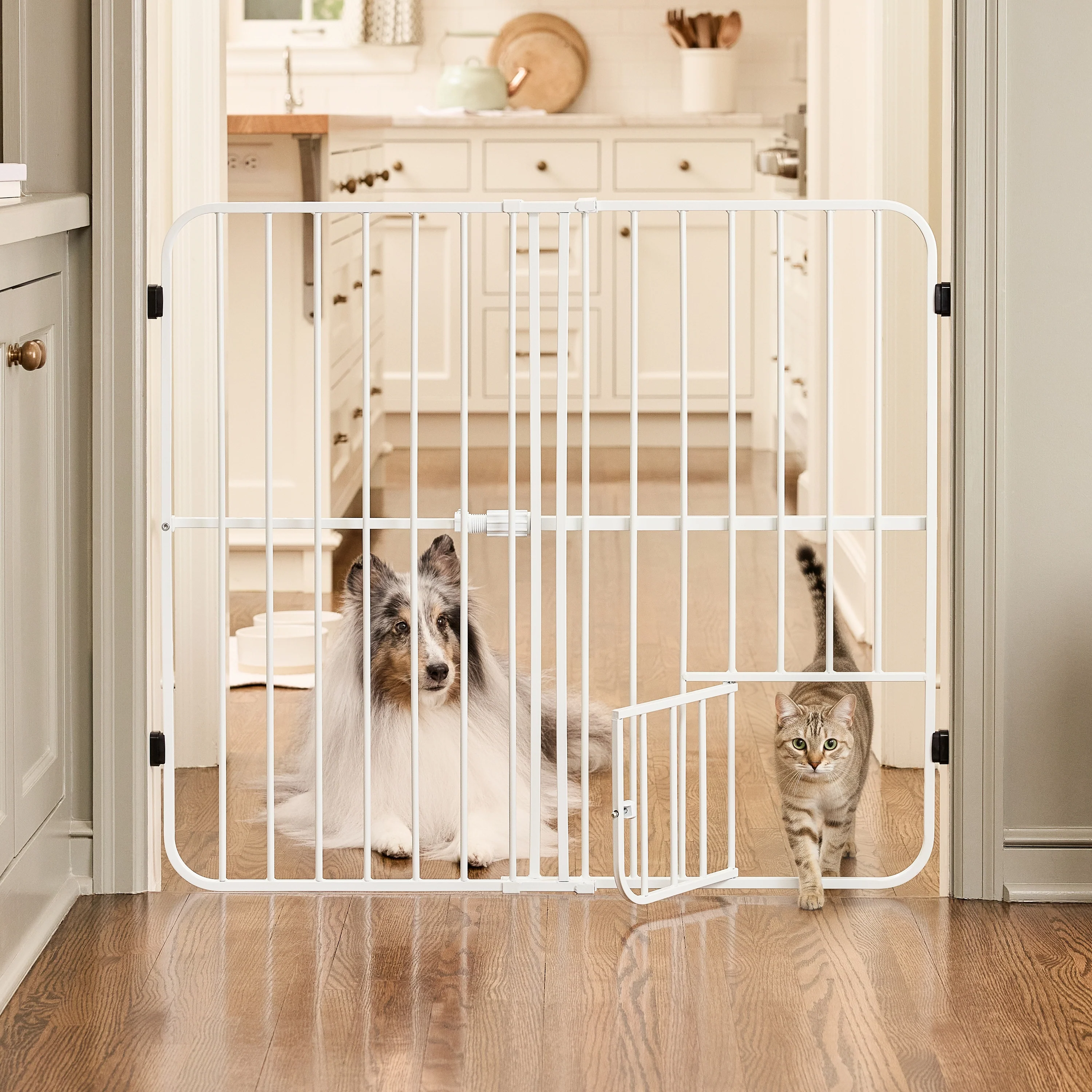 Big Tuffy® Expandable Pet Gate - Image 5