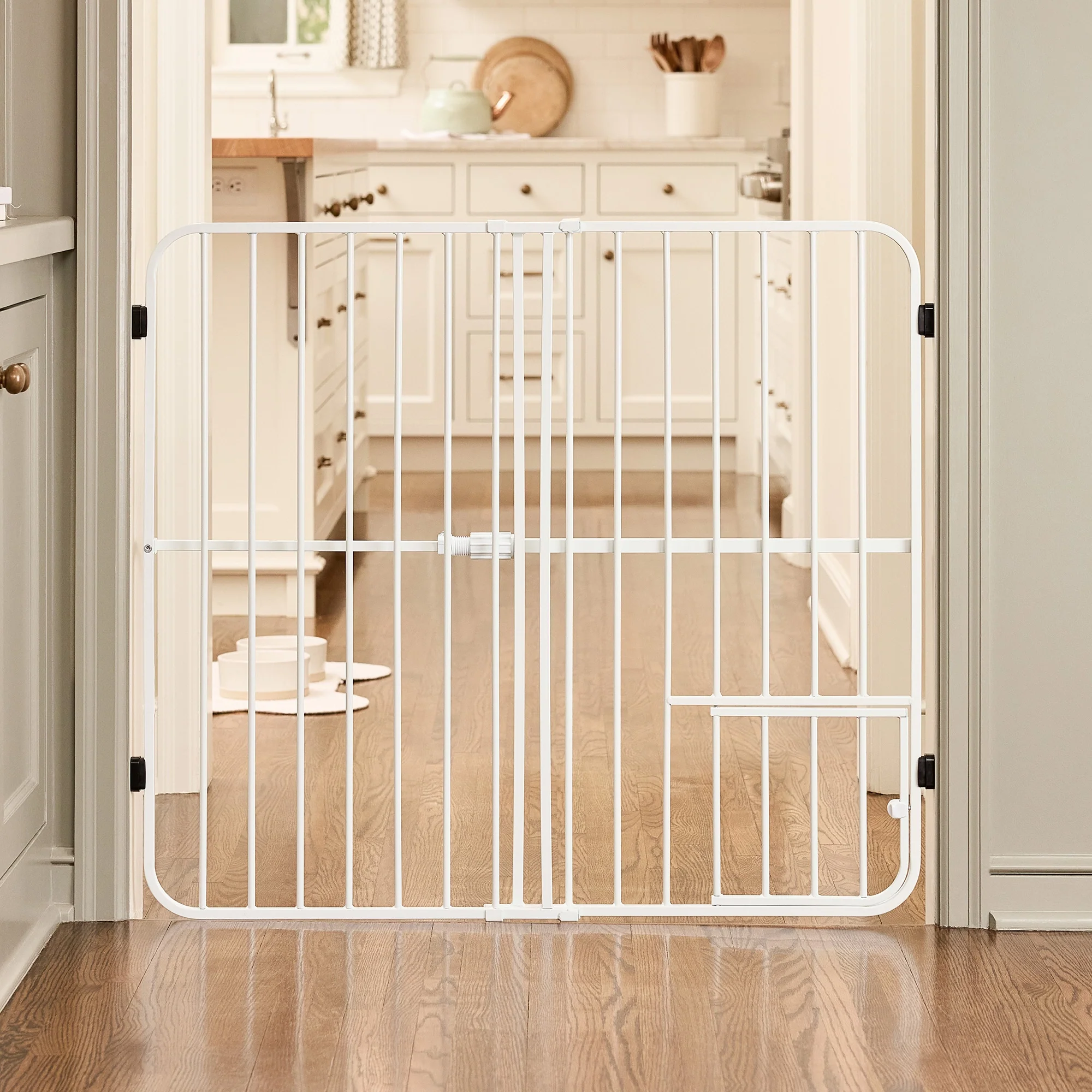 Big Tuffy® Expandable Pet Gate - Image 6