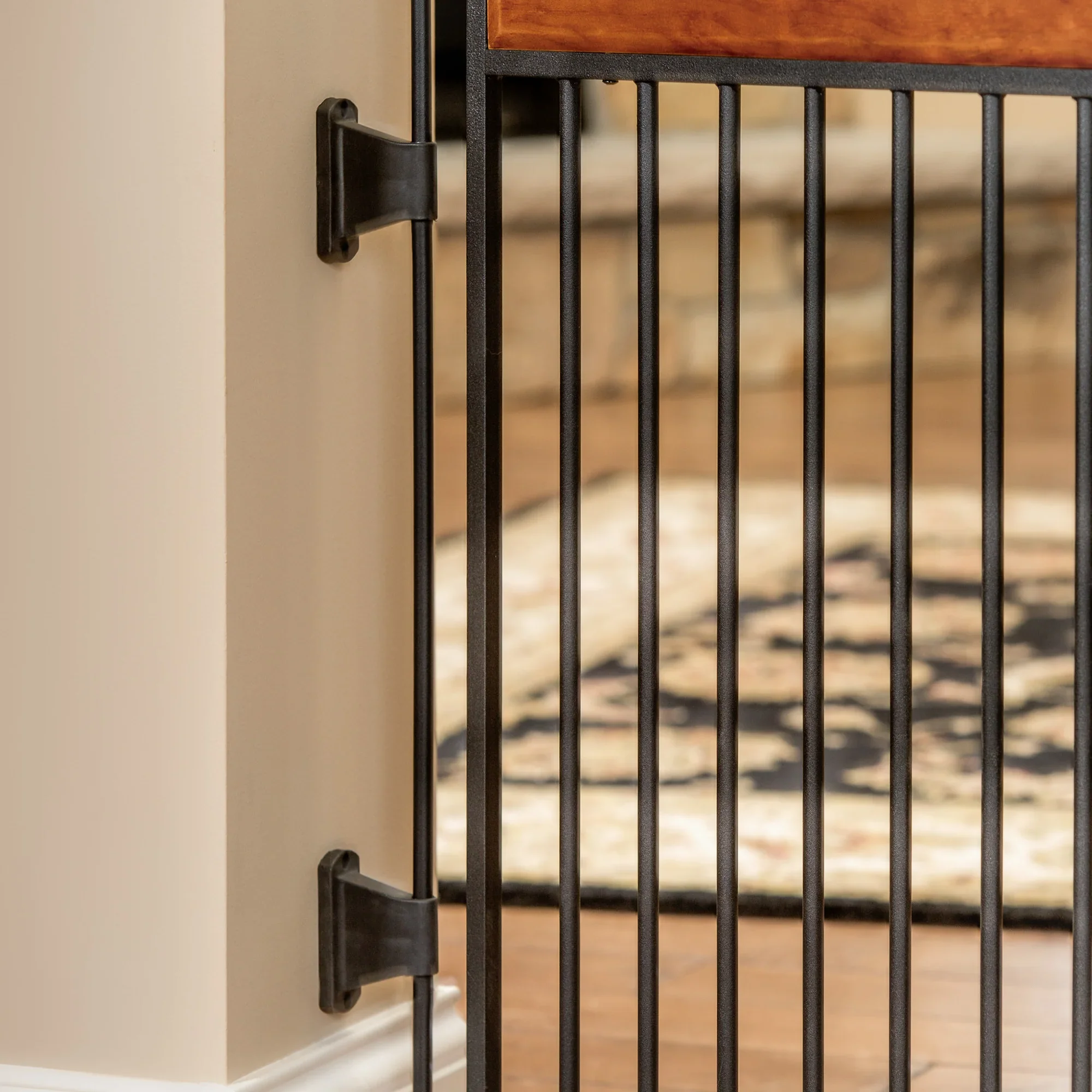 Design Paw Flexi Walk-Thru Pet Gate - Image 6
