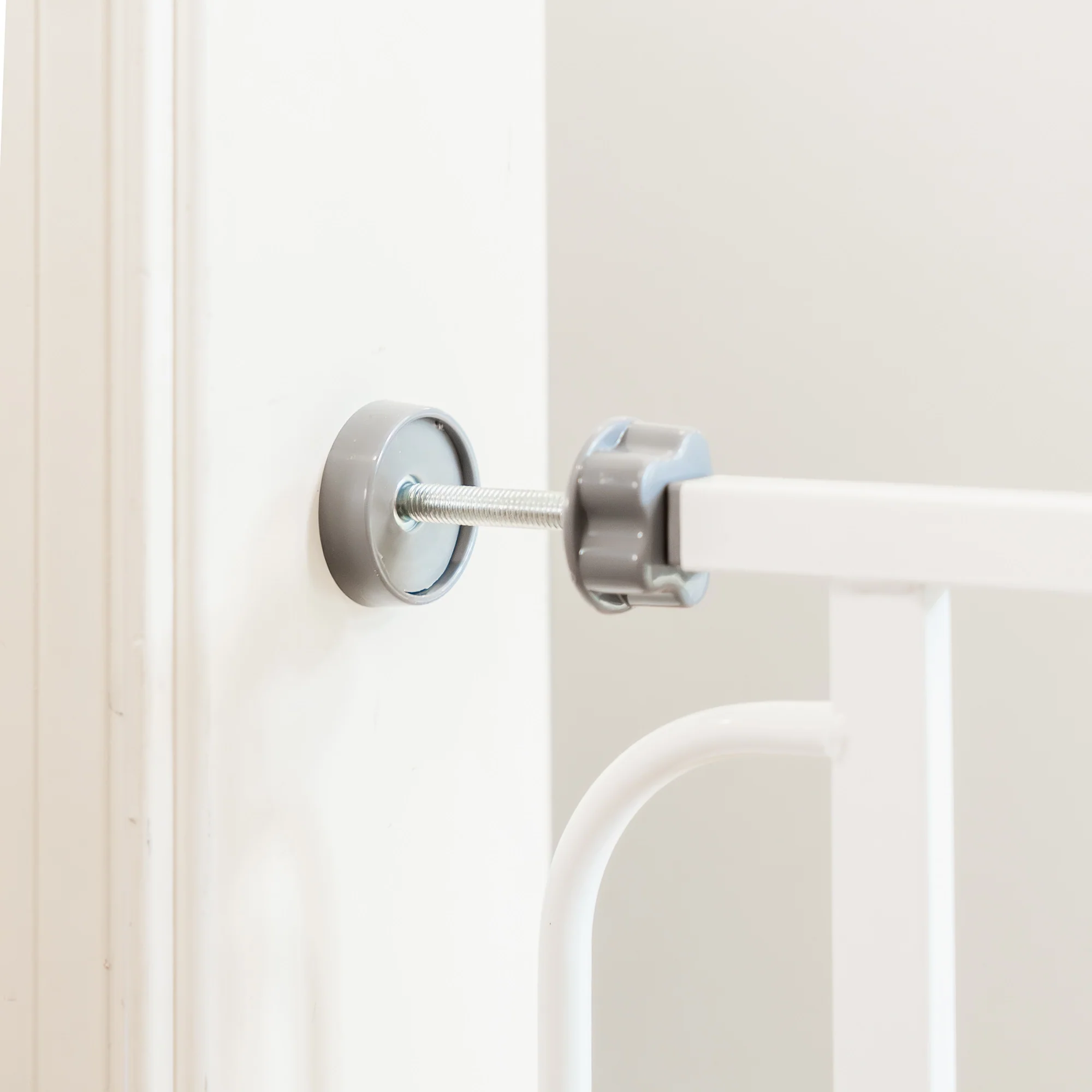 Extra Wide Walk-Thru Pet Gate - Image 13