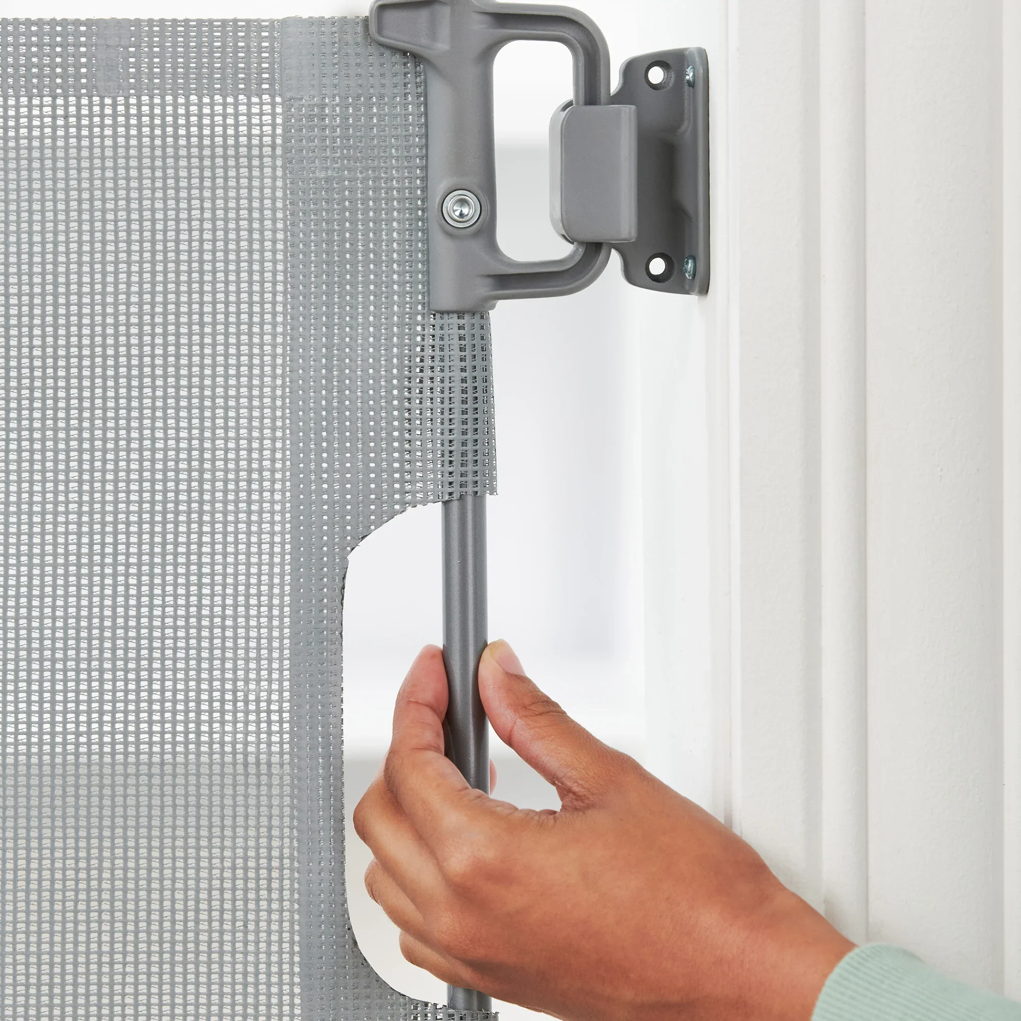 Retractable Pet Gate - Image 11