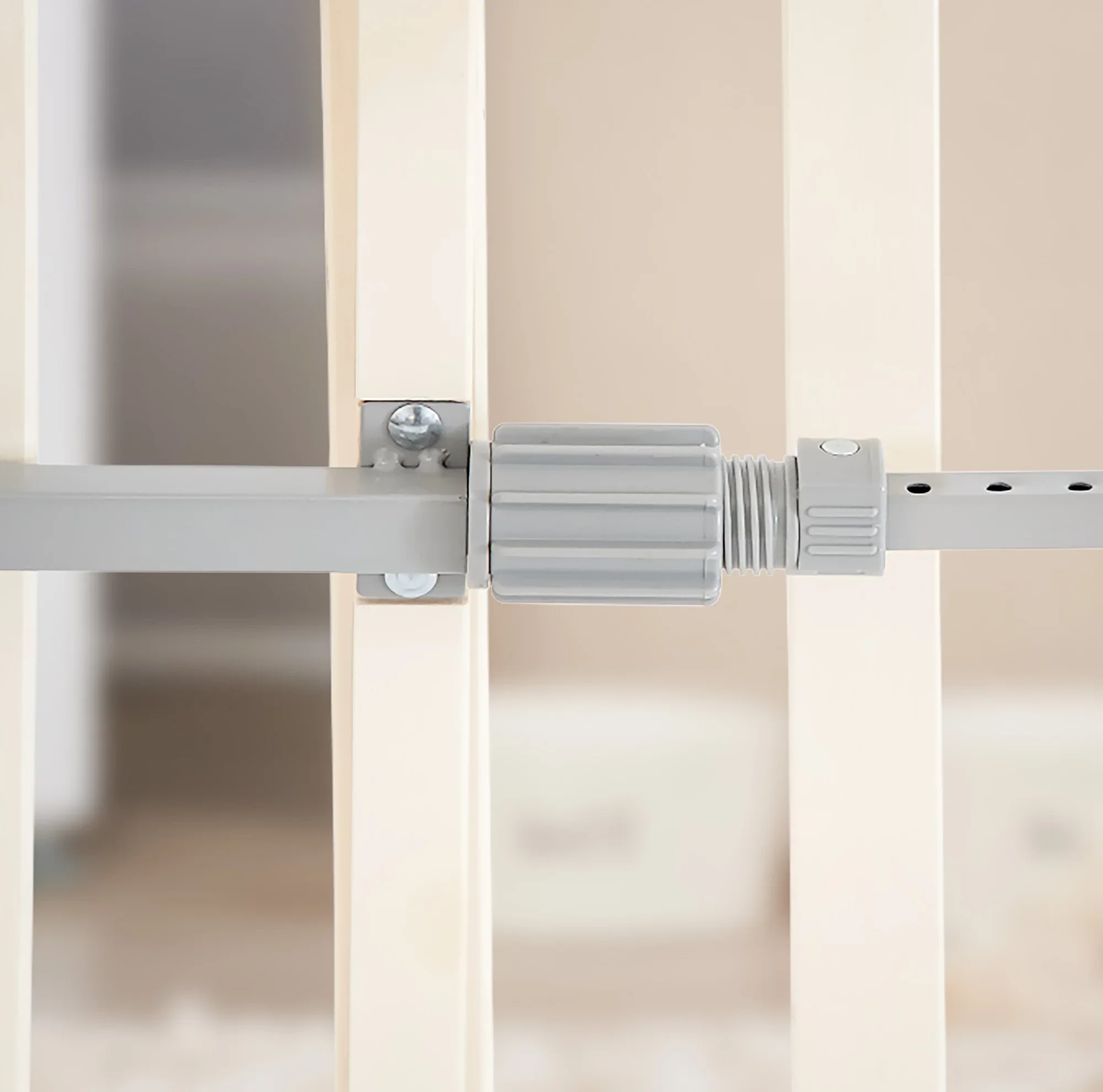 Wooden Expandable Pet Gate - Image 4